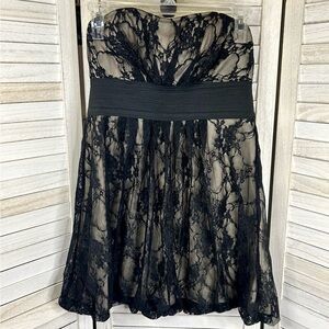 Poetry Clothing Babydoll Flare Tan and Lace Strapless Formal Top Medium
